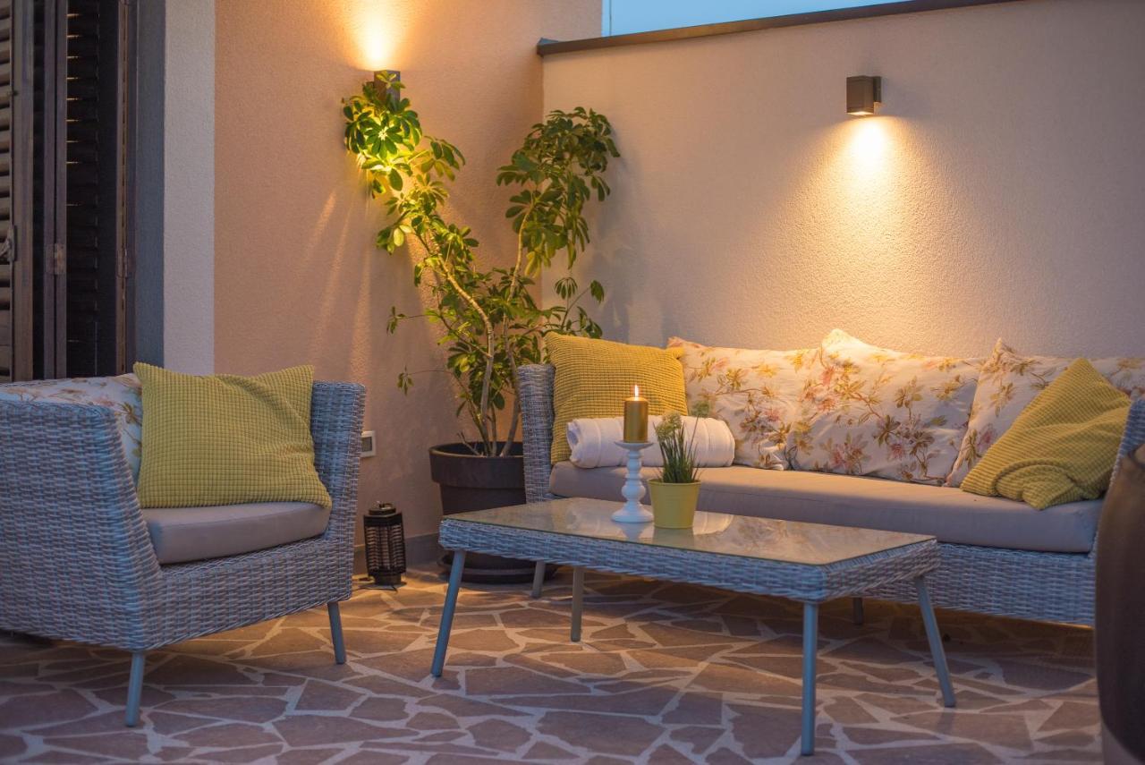 Apartmani Julija Водице Экстерьер фото