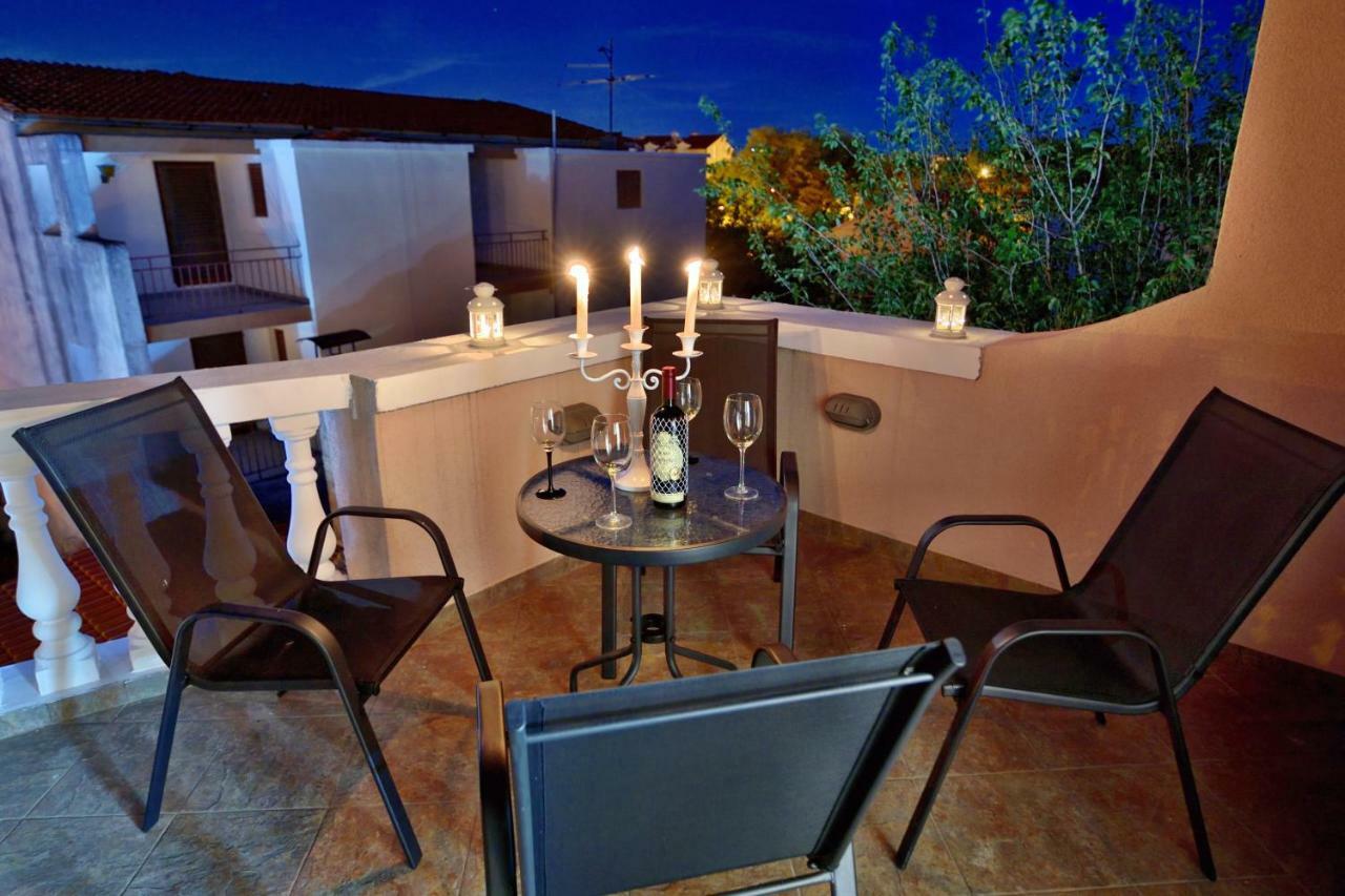 Apartmani Julija Водице Экстерьер фото