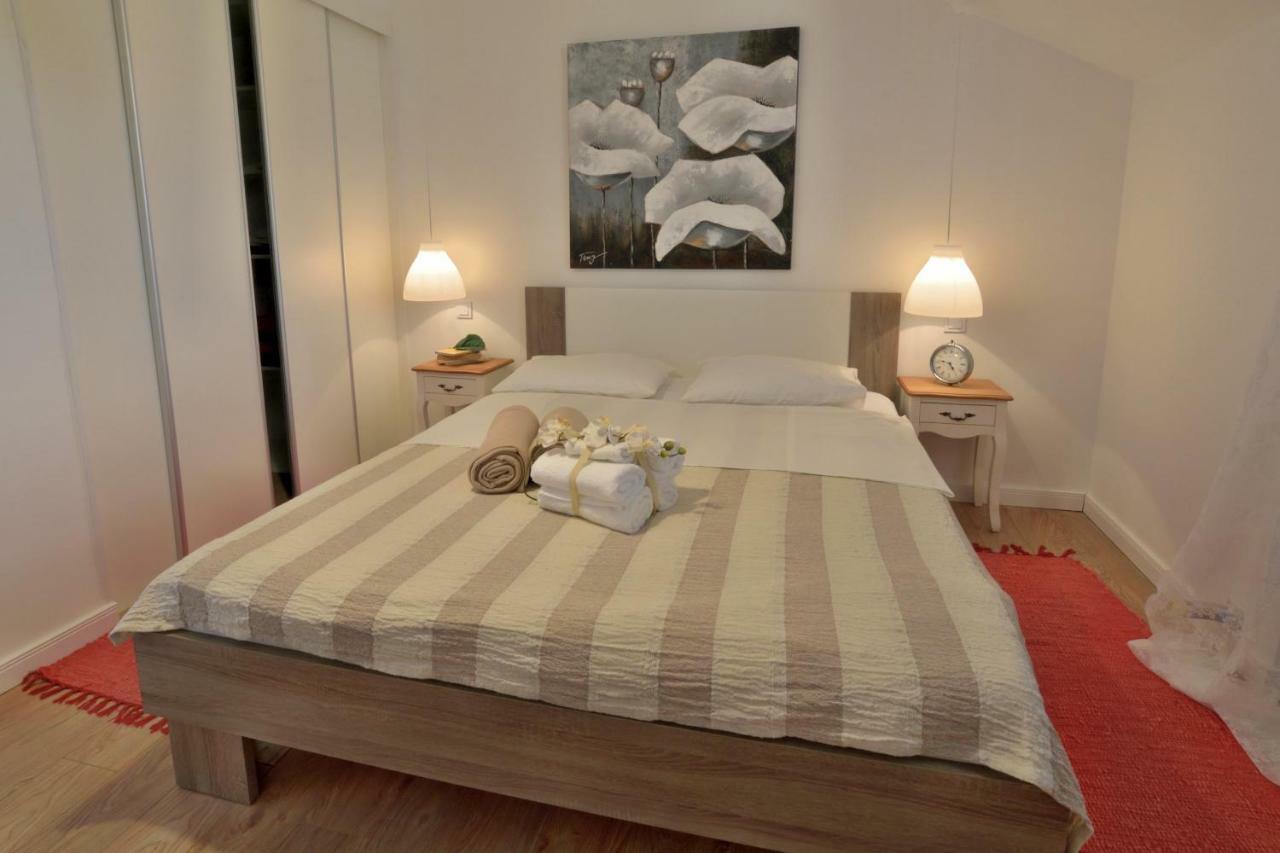 Apartmani Julija Водице Экстерьер фото
